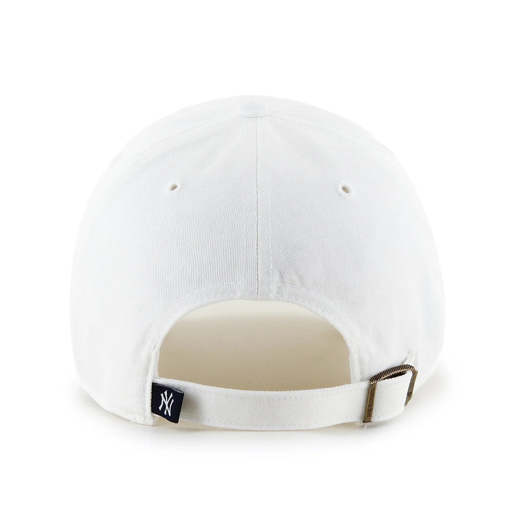 47 Brand New York Yankees Clean Up Hat - White/Black - Leaside Hockey Shop Inc.